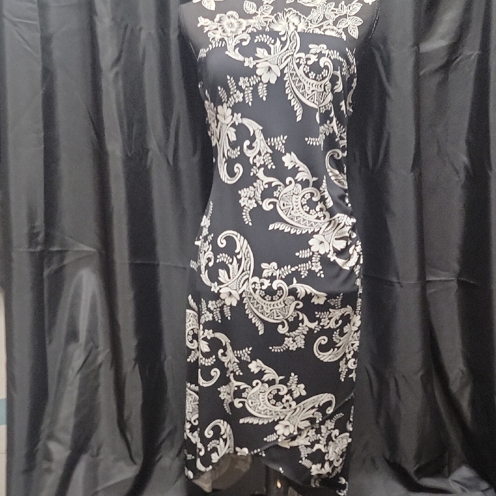 Elegant Black and White Strapless Floral Dress